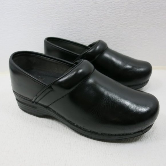 Dansko Professional Polished Leather Dress Clogs - Picture 5 of 6